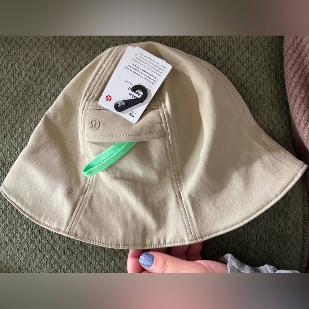 Lululemon packable bucket hat